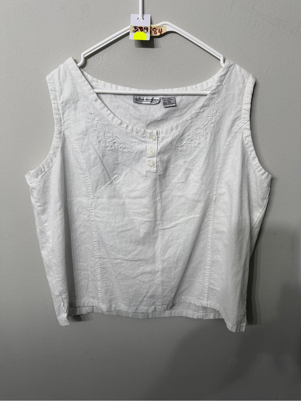 Women’s Allyson Whitmore 2X White Linen Blend Embroidered Tank Top